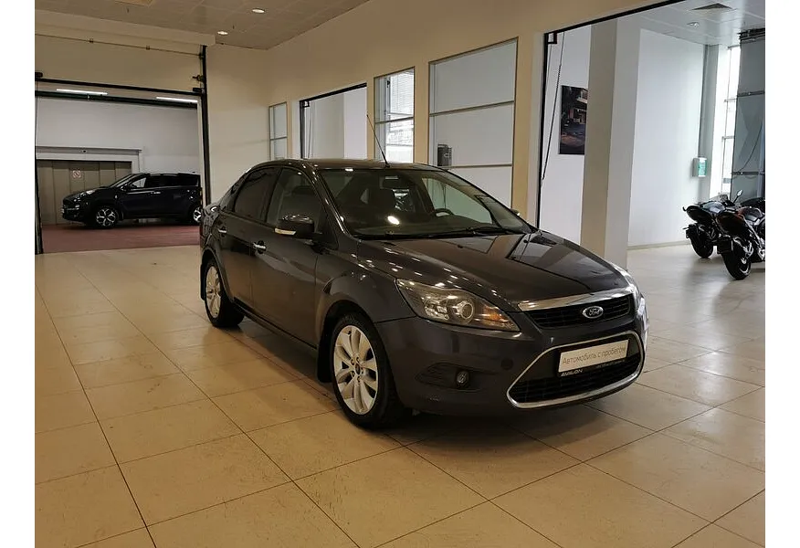 Ford Focus 1.6 MT (116 л.с.) Ghia Серый в АВИЛОН. Слайд №3
