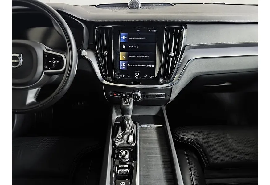 Volvo V60 Cross Country 2.0 T5 AT AWD (250 л.с.) Cross Country Plus Черный в АВИЛОН. Слайд №15