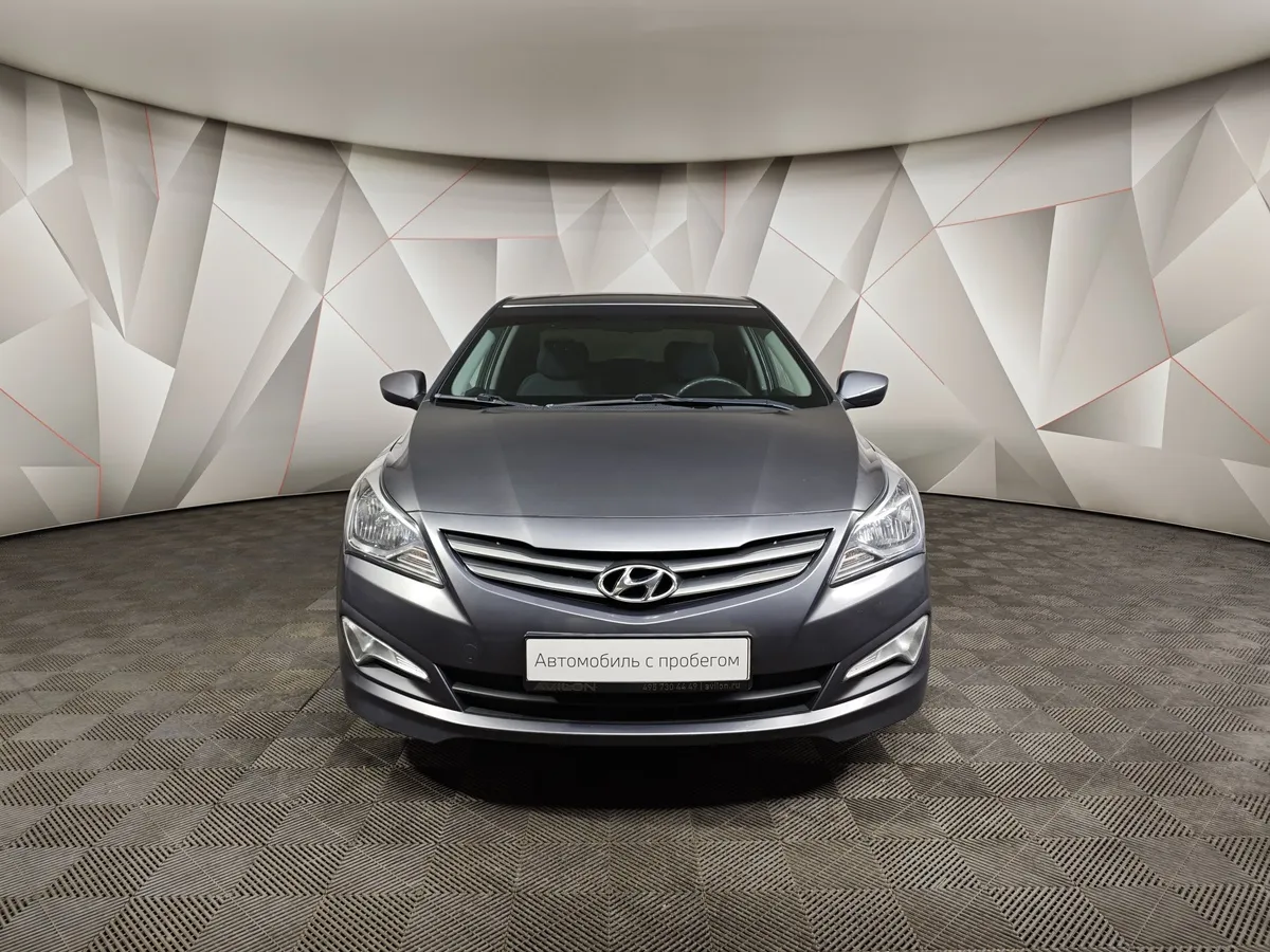 Hyundai Solaris 1.6 MT (123 л.с.) Comfort Серый в АВИЛОН. Слайд №7