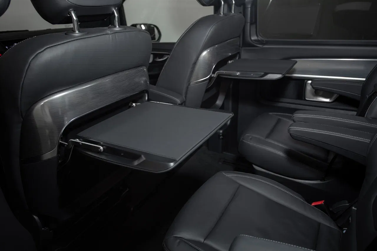 АВИЛОН - Mercedes-Benz V-Класс V 300 d L3 4MATIC 9G-TRONIC (237 л.с.) Exclusive Черный - slide 10