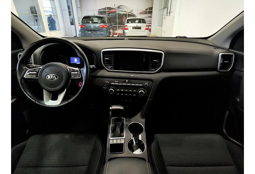 Kia Sportage 2.0 MPI AT 4WD (150 л.с.) Luxe Красный в АВИЛОН. Слайд №13