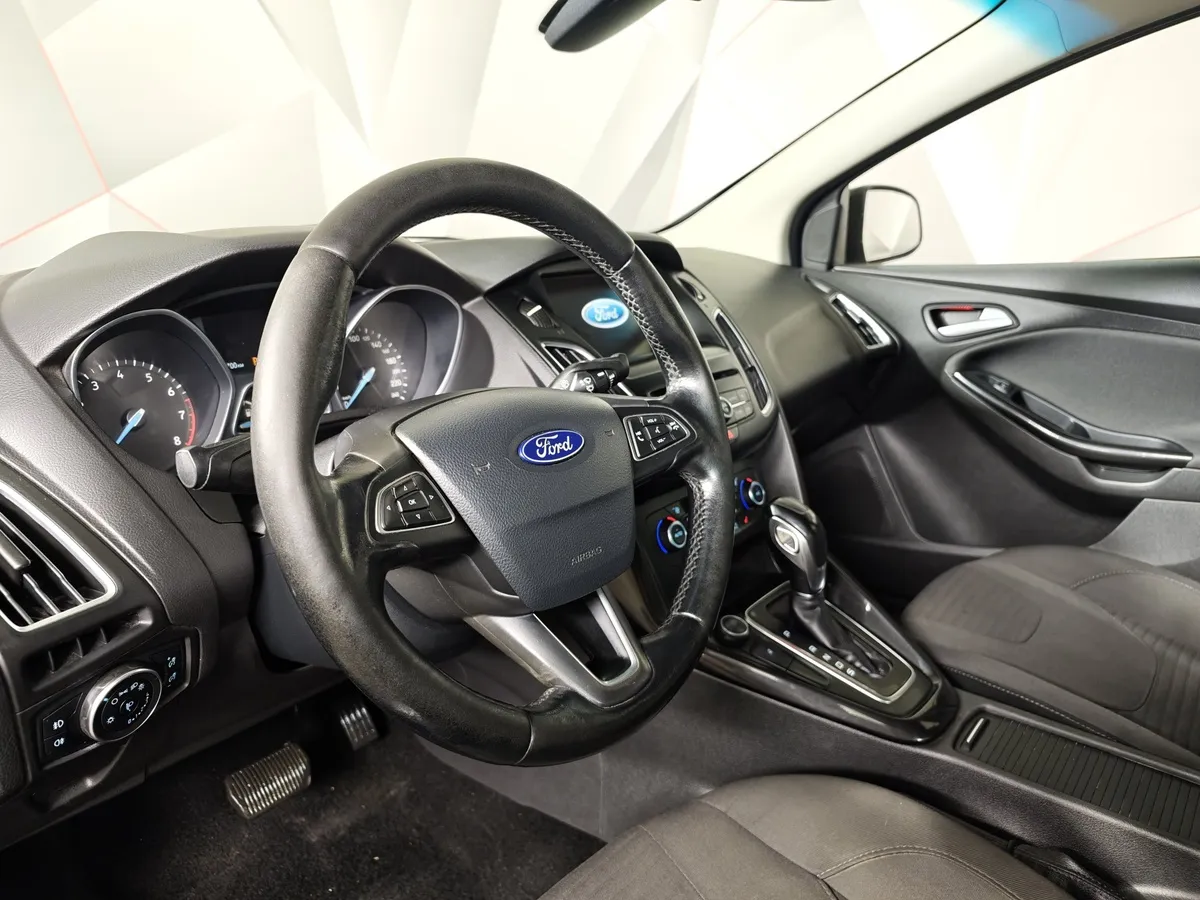 Ford Focus 1.5 EcoBoost AT (150 л.с.) Titanium Черный в АВИЛОН. Слайд №19