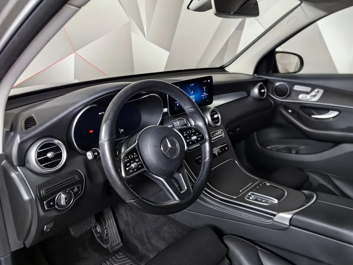 Mercedes-Benz GLC 300 9G-TRONIC 4MATIC (249 л.с.) Sport Plus (Локальная сборка) Серебристый в АВИЛОН. Слайд №18