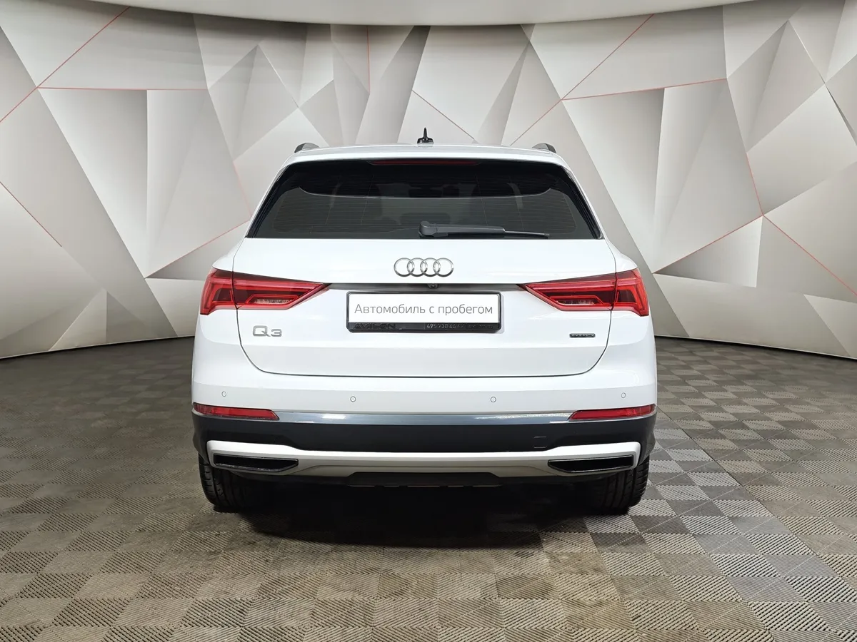 Audi Q3 2.0 TFSI S tronic quattro (180 л.с.) Design Белый в АВИЛОН. Слайд №8