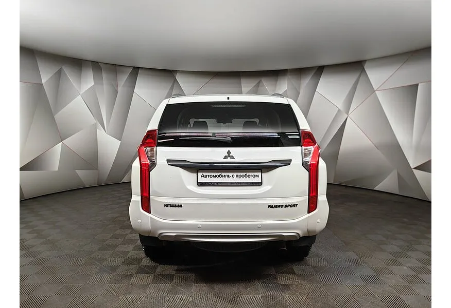Mitsubishi Pajero Sport 2.4 DI-D AT AWD (181 л.с.) Белый в АВИЛОН. Слайд №8