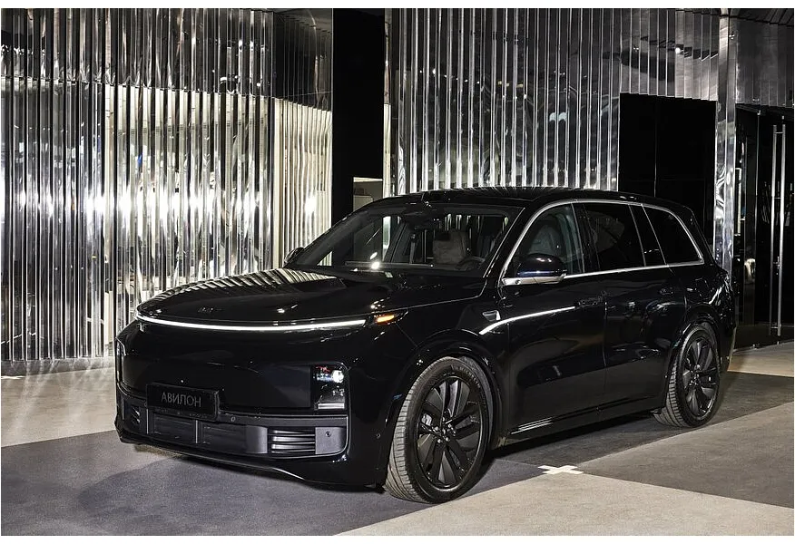 АВИЛОН - Li Auto L9 1.5 AT 4WD (449 л.с.) Ultra Черный - slide 8109000