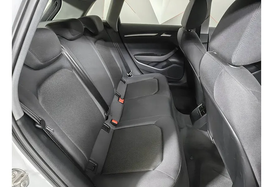 Audi A3 2.0 TFSI S-tronic (190 л.с.) Sport Белый в АВИЛОН. Слайд №16