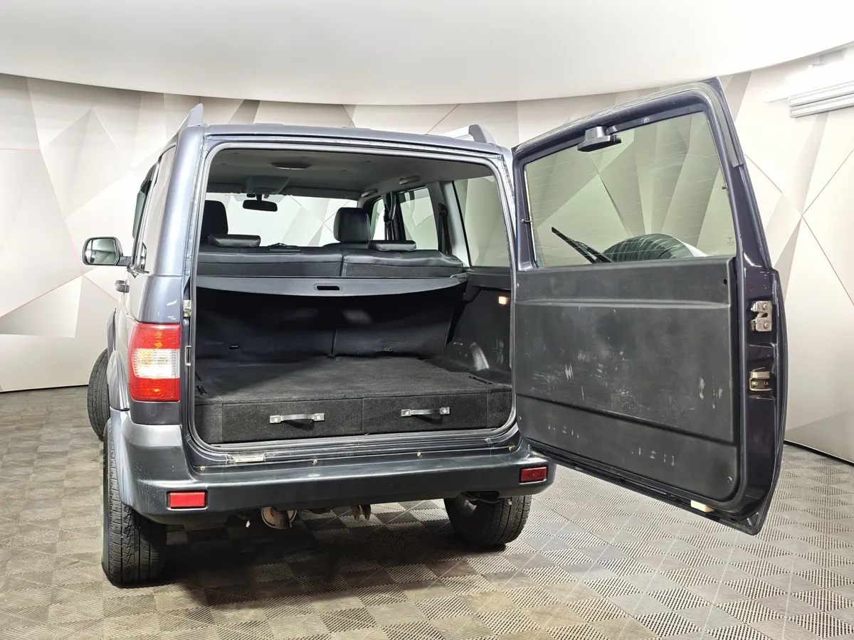 УАЗ Patriot 2.7 AT 4WD (150 л.с.) Оптимум Серый в АВИЛОН. Слайд №12