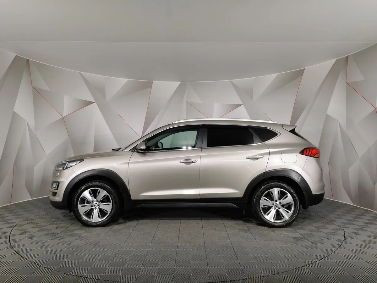 Hyundai Tucson 2.0 (150 л.с.) MPi-6AT-4WD Lifestyle Бежевый в АВИЛОН. Слайд №5