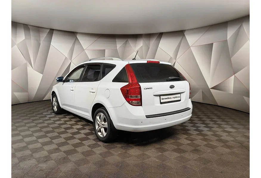 АВИЛОН - Kia Ceed 1.6 AT (122 л.с.) Luxe Белый - slide 6