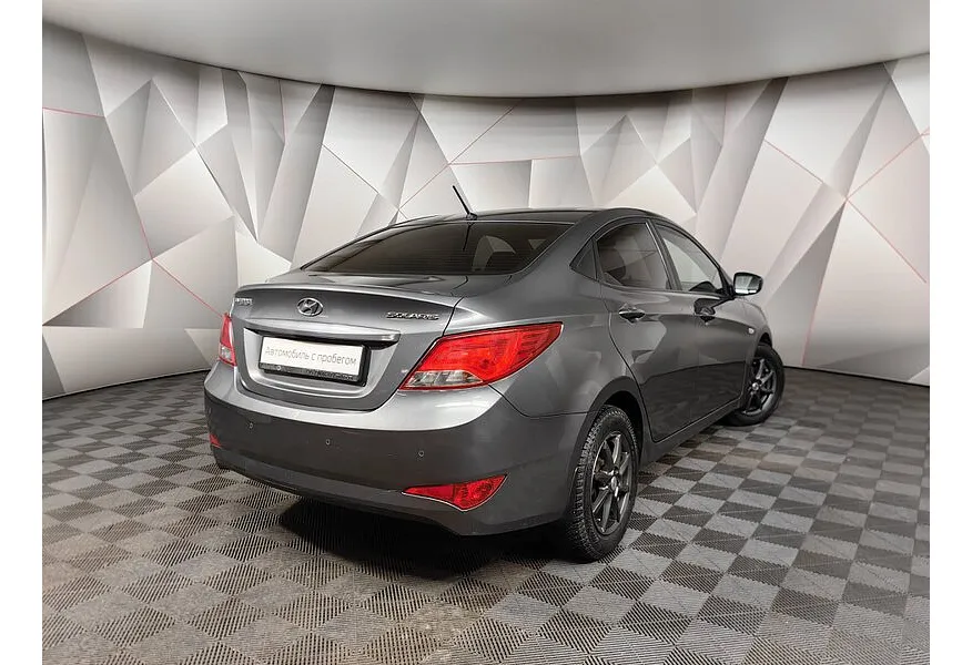 Hyundai Solaris 1.4 AT (107 л.с.) Comfort Серый в АВИЛОН. Слайд №2