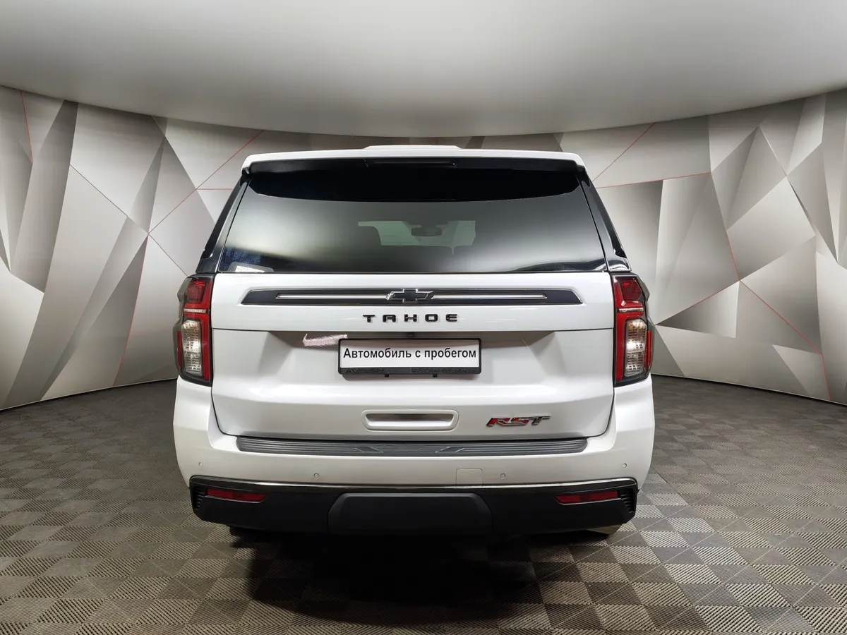 Chevrolet Tahoe 5.3 AT 4WD (343 л.с.) RST Белый в АВИЛОН. Слайд №8