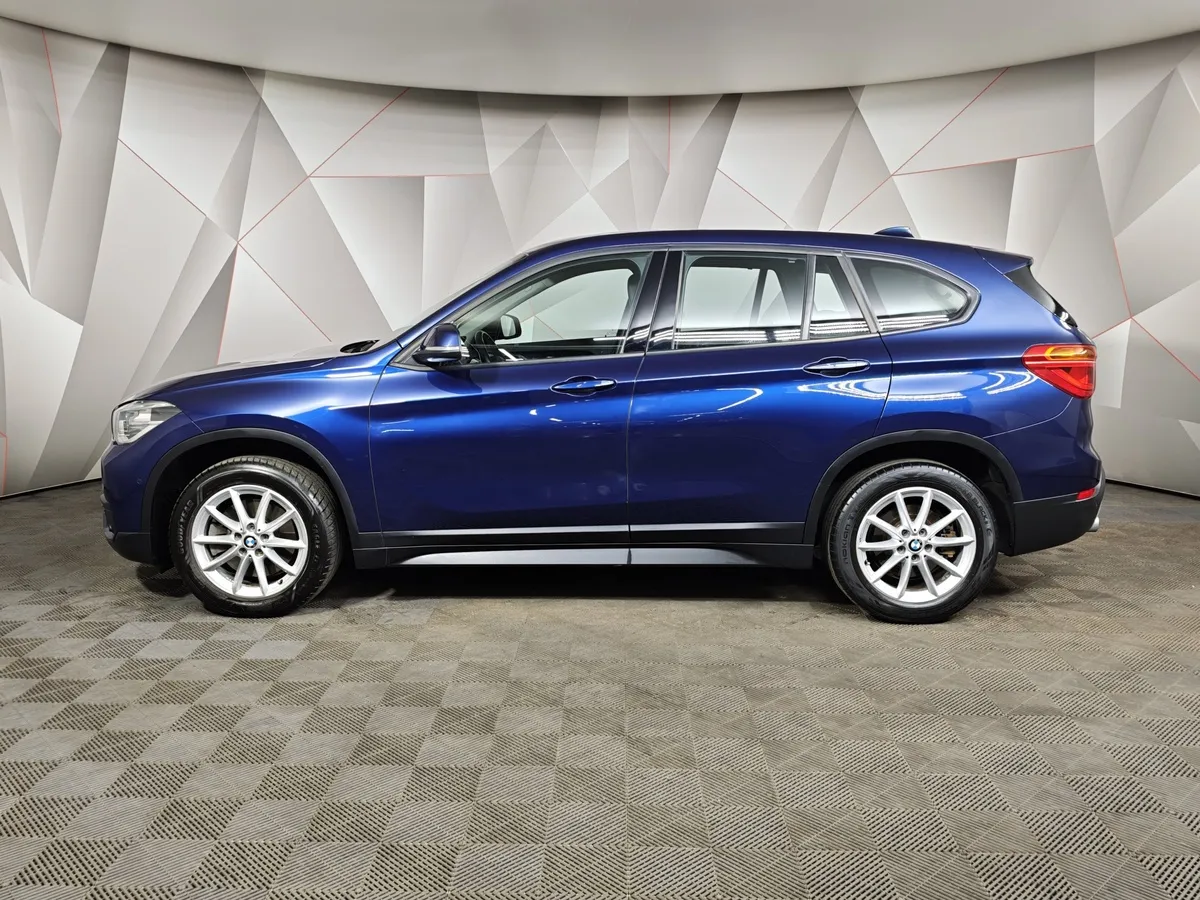 BMW X1 20i xDrive Steptronic AT (192 л.с.) M Sport Синий в АВИЛОН. Слайд №5