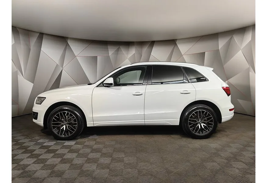 АВИЛОН - Audi Q5 2.0 TDI S tronic quattro (170 л.с.) Белый - slide 2