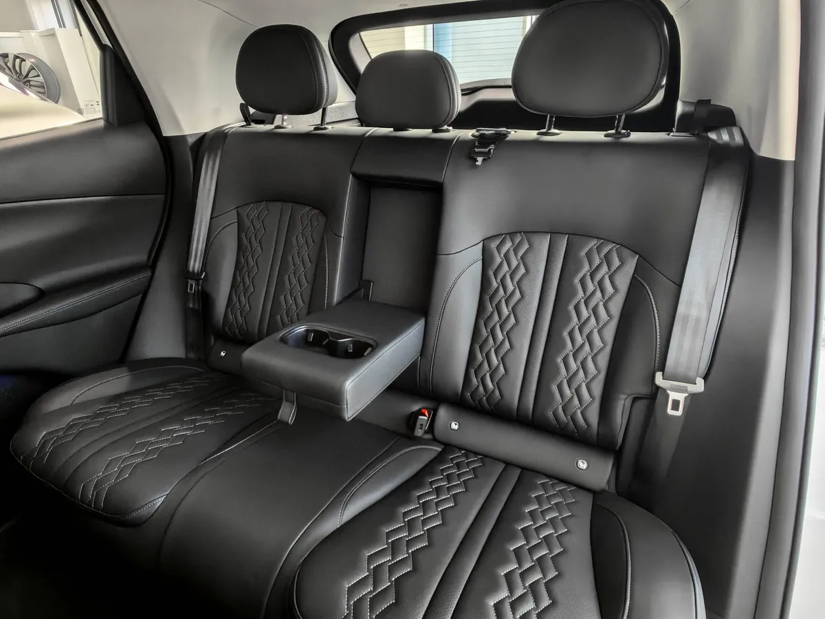 TENET Plus L6 1.5T 6DCT 2WD (147 л.с.) Ультра Белый в АВИЛОН. Слайд №12