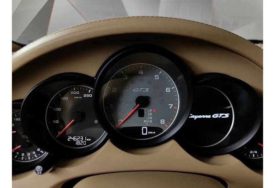 Porsche Cayenne GTS 4.8 Tiptronic AWD (420 л.с.) Белый в АВИЛОН. Слайд №16