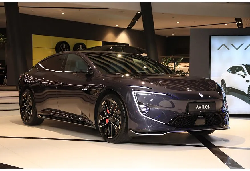 АВИЛОН - Avatr 12 AT 4WD (578 л.с.) Dual Motor Dynamic Pro Фиолетовый - slide 9504493