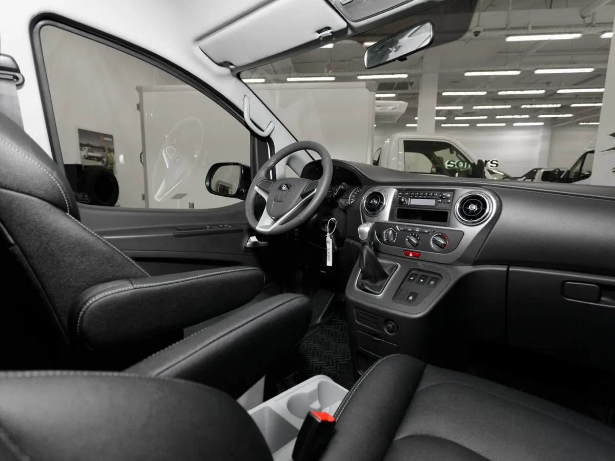 Sollers SF1 1.5 MT (136 л.с.) Серый в АВИЛОН. Слайд №7 Sollers SF1 1.5 MT (136 л.с.) Серый в АВИЛОН. Слайд №7