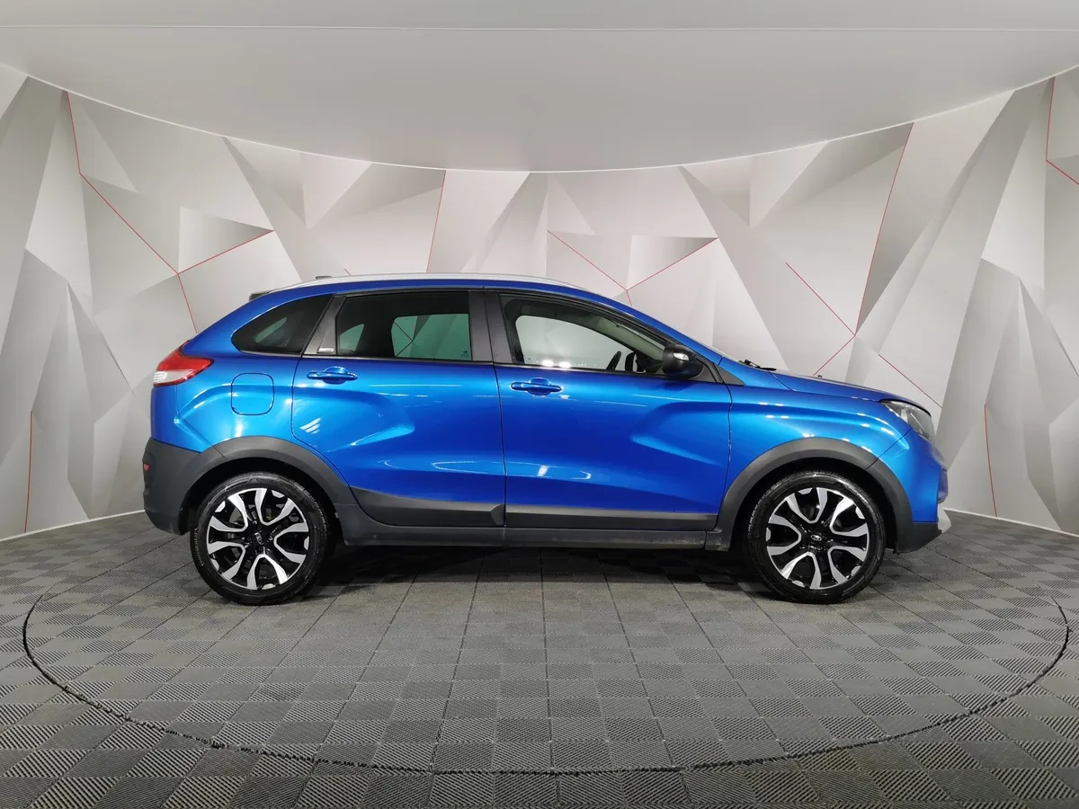 ВАЗ (Lada) XRAY Cross 1.6 CVT (113 л.с.) Синий в АВИЛОН. Слайд №6
