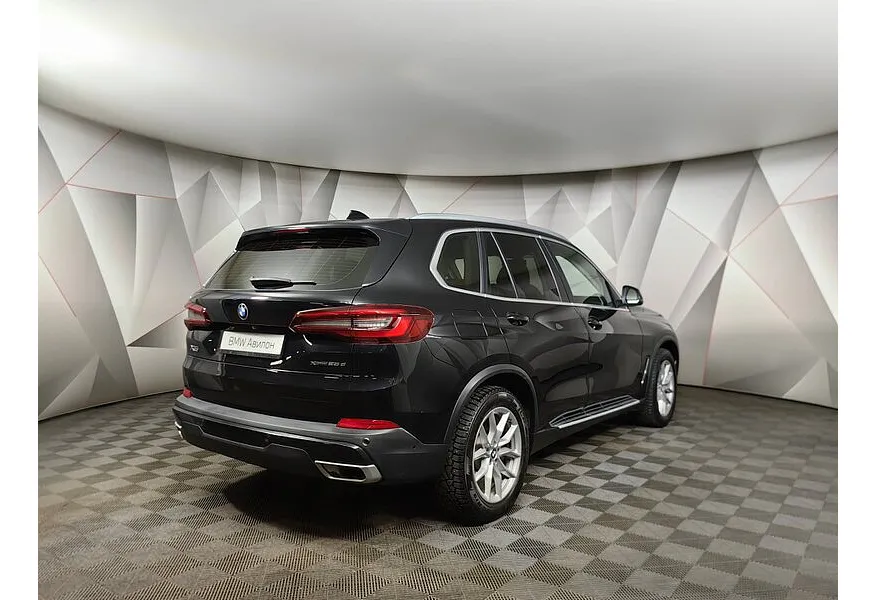 BMW X5 xDrive25d Steptronic (231 л.с.) Business Черный в АВИЛОН. Слайд №2