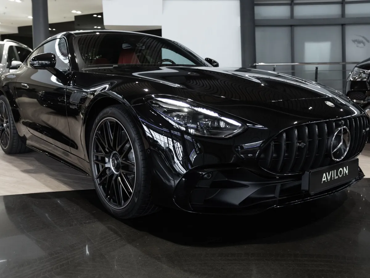 Mercedes-Benz AMG GT 43 4MATIC SPEEDSHIFT TCT 9G (367 л.с.) Черный в АВИЛОН. Слайд №2