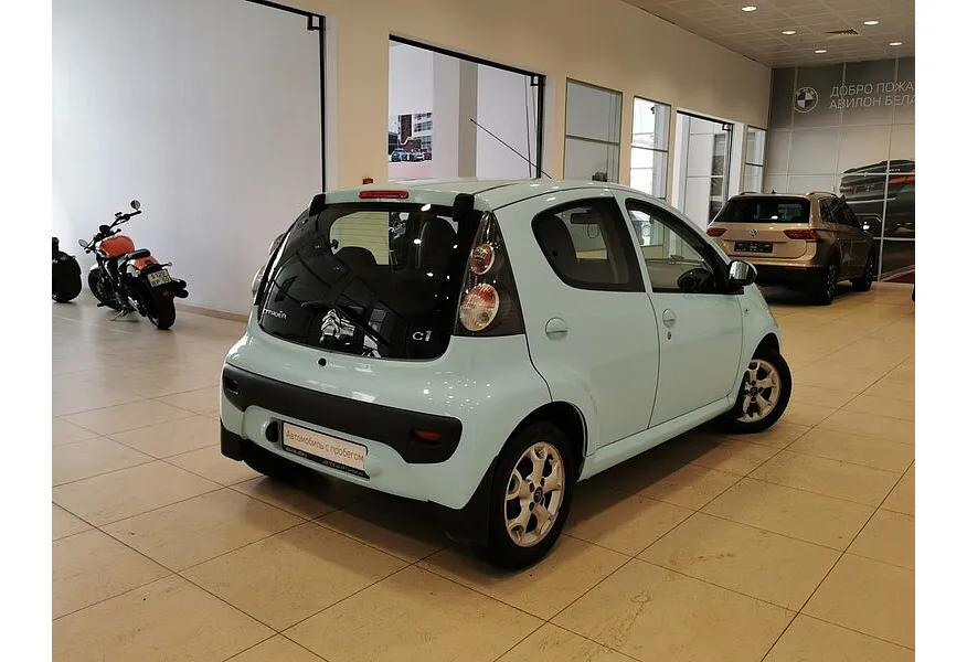 Citroen C1 1.0 MT (68 л.с.) Голубой в АВИЛОН. Слайд №2