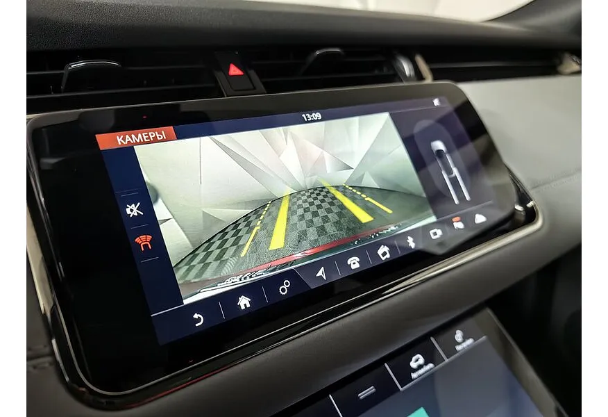 Land Rover Range Rover Evoque D180 AT AWD (180 л.с.) R-DYNAMIC SE Красный в АВИЛОН. Слайд №22