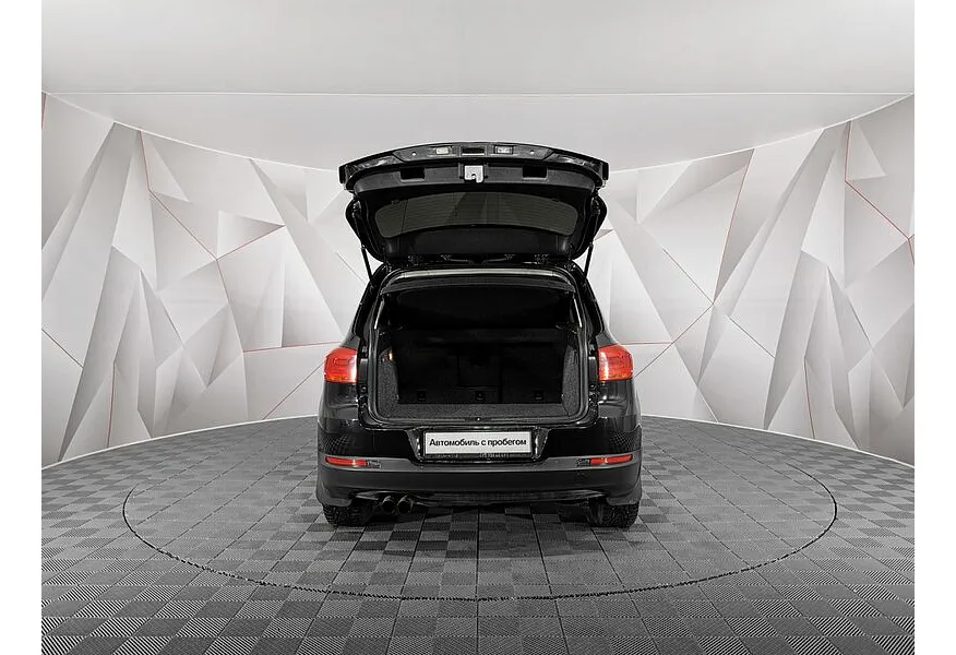 Volkswagen Tiguan 1.4 TSI BlueMotion MT (122 л.с.) Trend & Fun Черный в АВИЛОН. Слайд №12