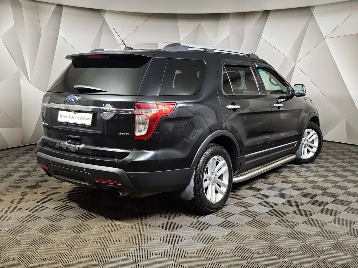 Ford Explorer 3.5 SelectShift 4WD (294 л.с.) Черный в АВИЛОН. Слайд №2