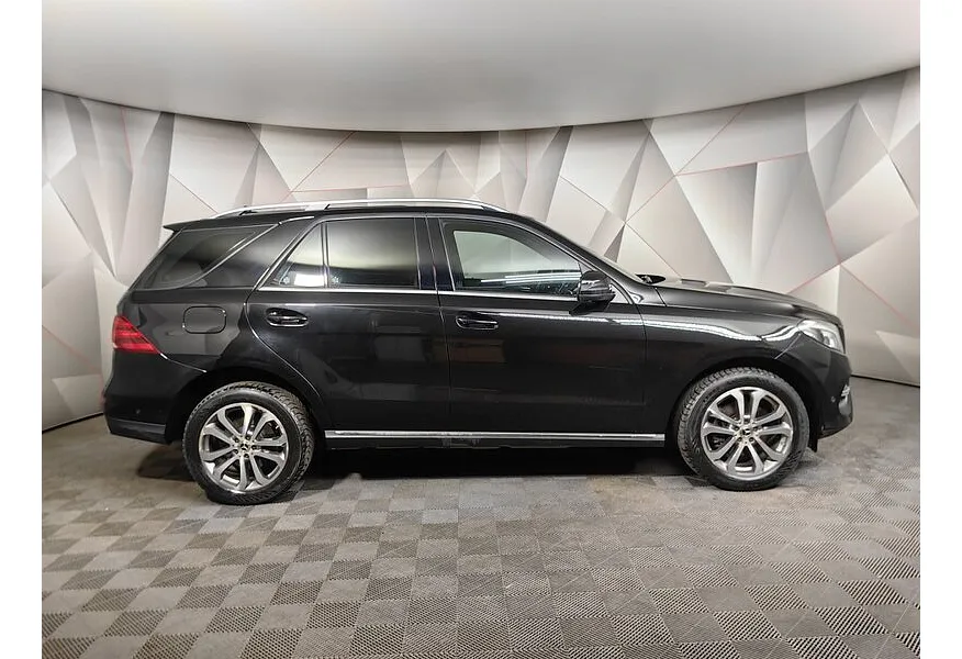 Mercedes-Benz GLE 350 d 4MATIC 9G-TRONIC (249 л.с.) Особая серия Черный в АВИЛОН. Слайд №6