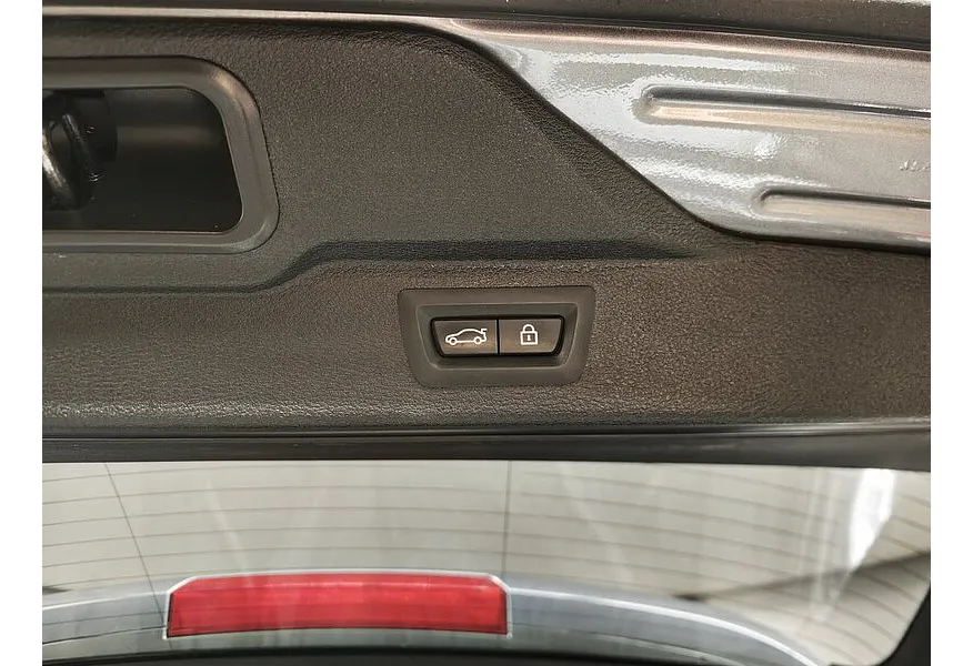 BMW X5 xDrive40d Steptronic (313 л.с.) M Sport (Локальная сборка) Серый в АВИЛОН. Слайд №16