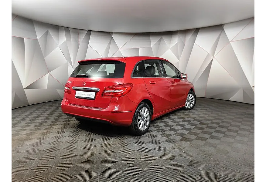 Mercedes-Benz B-Класс B 200 7G-DCT (150 л.с.) Красный в АВИЛОН. Слайд №2