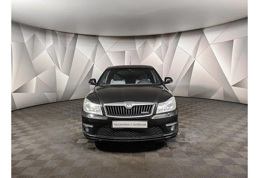 Skoda Octavia 2.0 TSI DSG (200 л.с.) RS Черный в АВИЛОН. Слайд №7