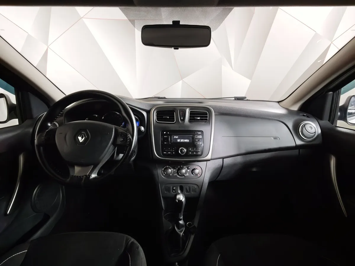 Renault Sandero 1.6 MT (102 л.с.) Privilege Бежевый в АВИЛОН. Слайд №13