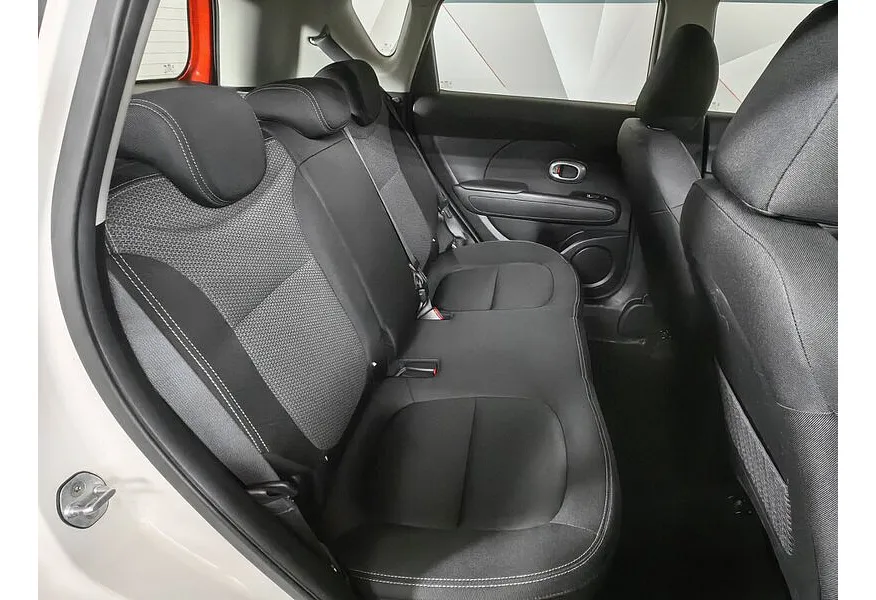 Kia Soul 1.6 AT (124 л.с.) Белый в АВИЛОН. Слайд №16