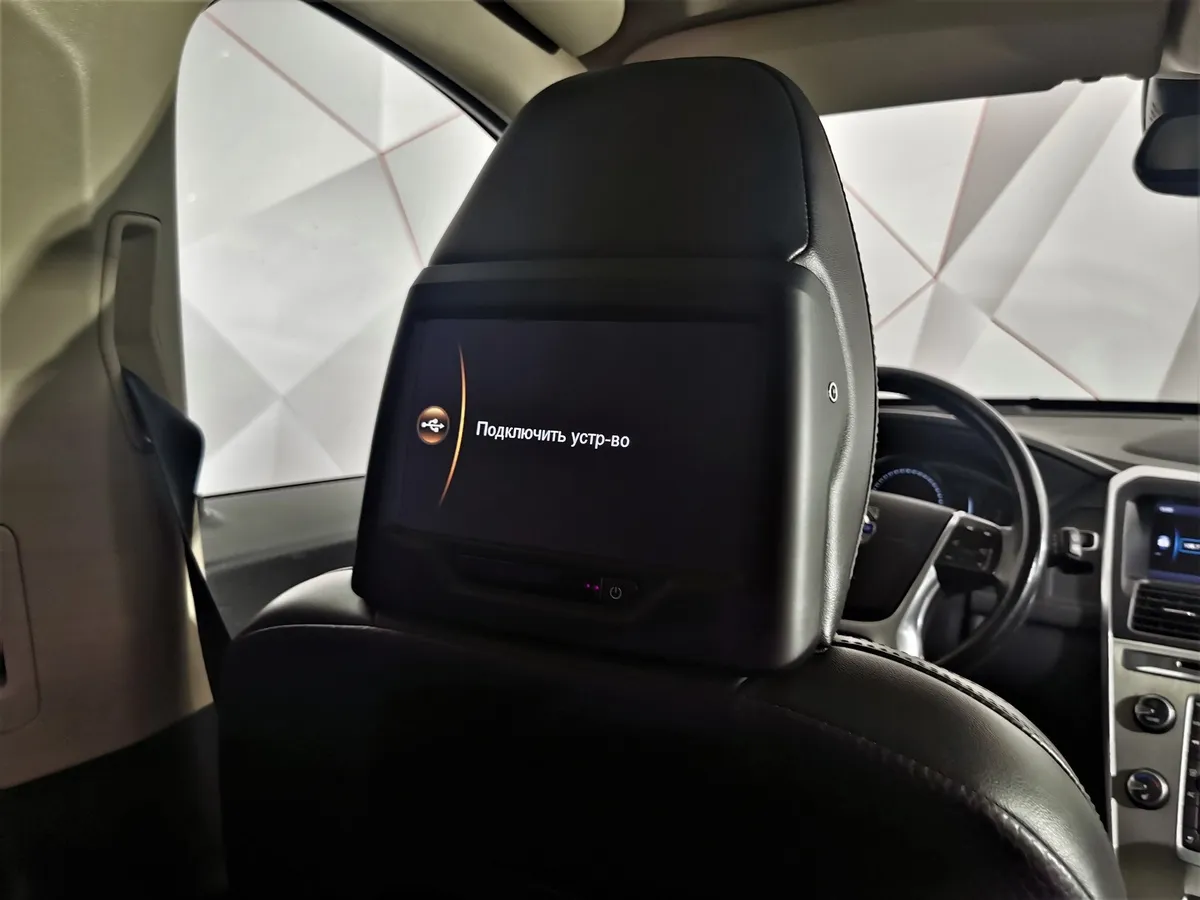 Volvo XC60 2.4 D5 Geartronic AWD (215 л.с.) Черный в АВИЛОН. Слайд №20
