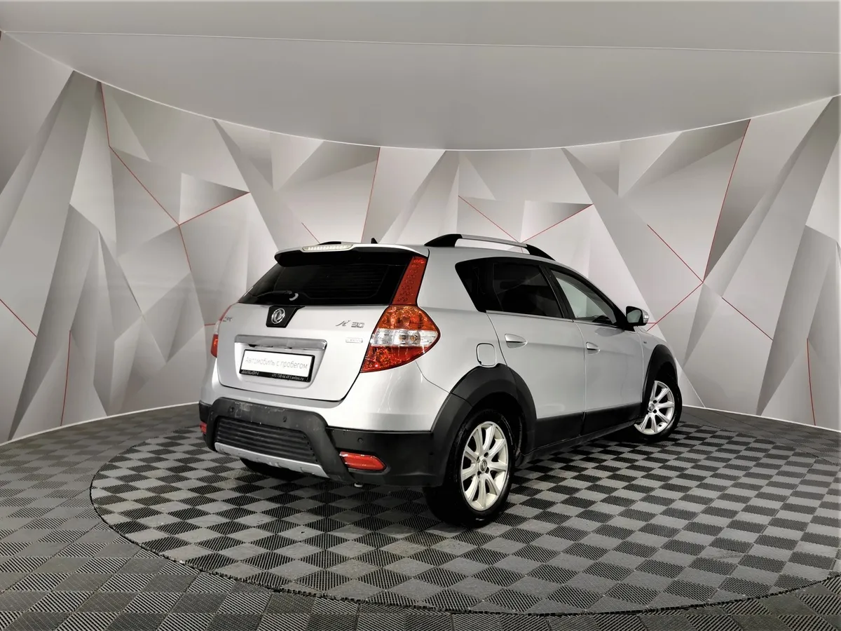 DongFeng H30 1.6 MT (117 л.с.) Comfort Серебристый в АВИЛОН. Слайд №2