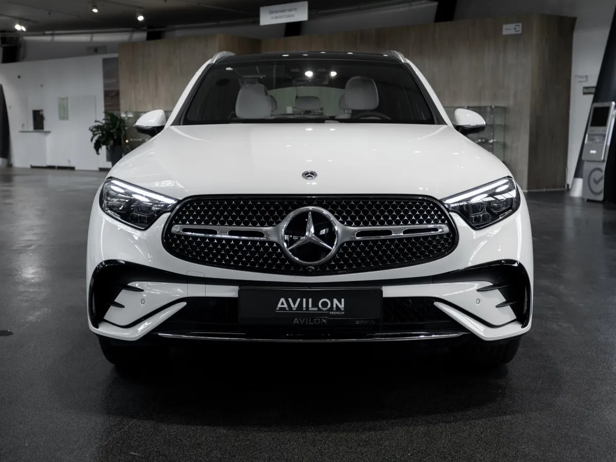 Mercedes-Benz GLC 300 4MATIC 9G-TRONIC (258 л.с.) Белый в АВИЛОН. Слайд №3