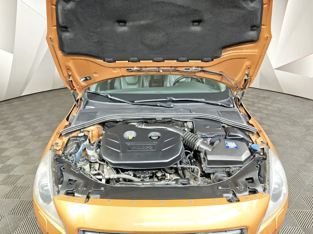 Volvo S60 2.0T Turbo Powershift (203 л.с.) Summum Золотой в АВИЛОН. Слайд №11