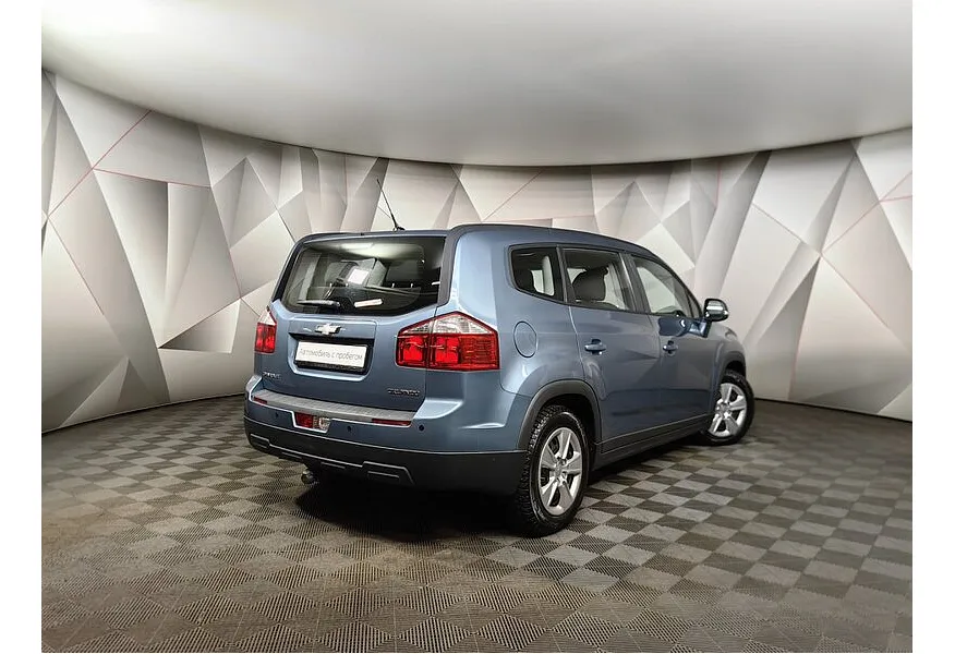 Chevrolet Orlando 1.8 MT (141 л.с.) Голубой в АВИЛОН. Слайд №2