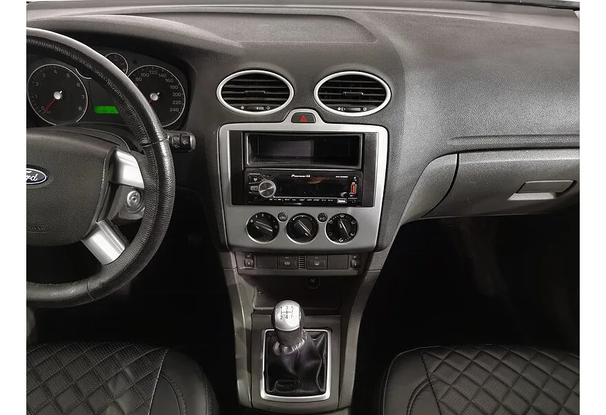 Ford Focus 1.8 MT (125 л.с.) Ghia Серый в АВИЛОН. Слайд №13