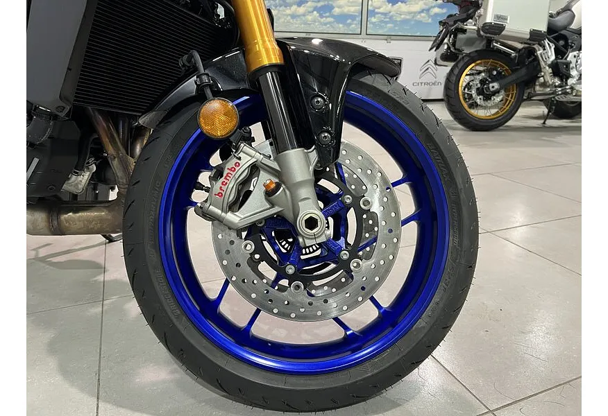 Yamaha MT-09 890 см³ (119 л.с.) (119) 890 Черный в АВИЛОН. Слайд №14