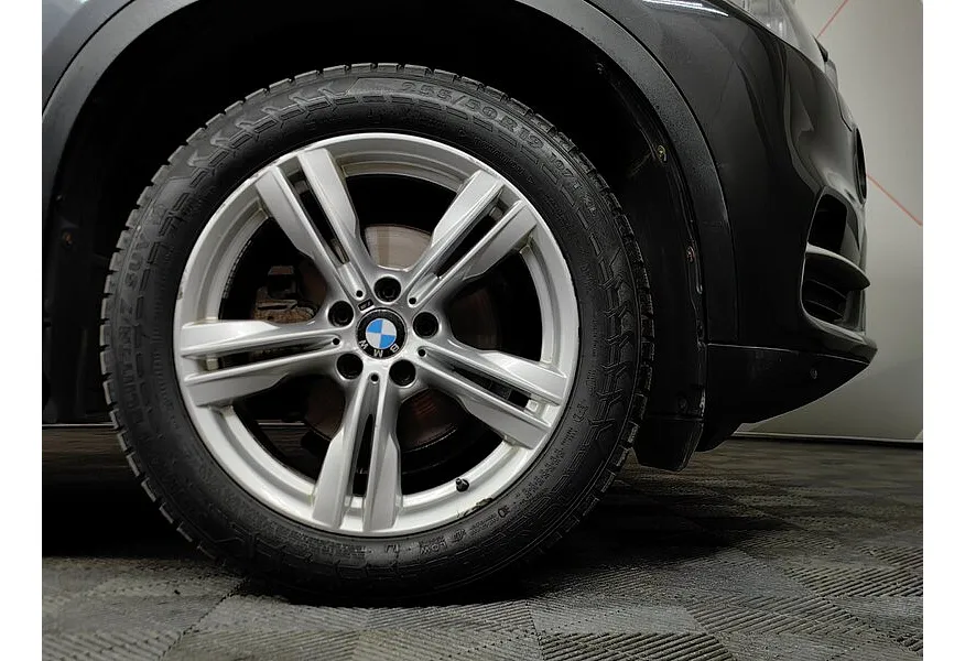BMW X5 xDrive25d Steptronic (218 л.с.) Серый в АВИЛОН. Слайд №7