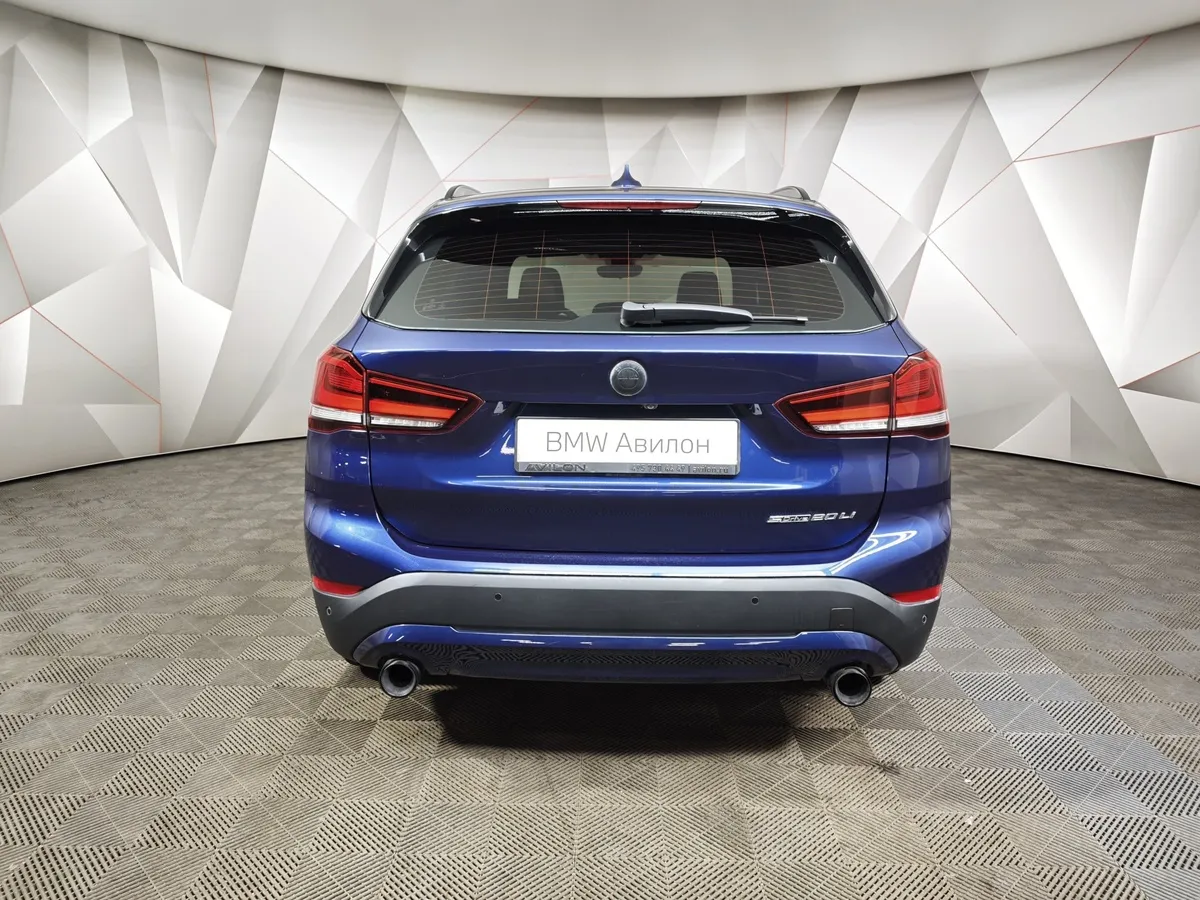 BMW X1 18i sDrive (140 л.с.) Advantage Синий в АВИЛОН. Слайд №4