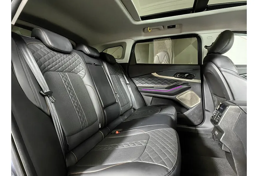 EXEED TXL 1.6 TGDI DCT7 AWD (186 л.с.) Серый в АВИЛОН. Слайд №15