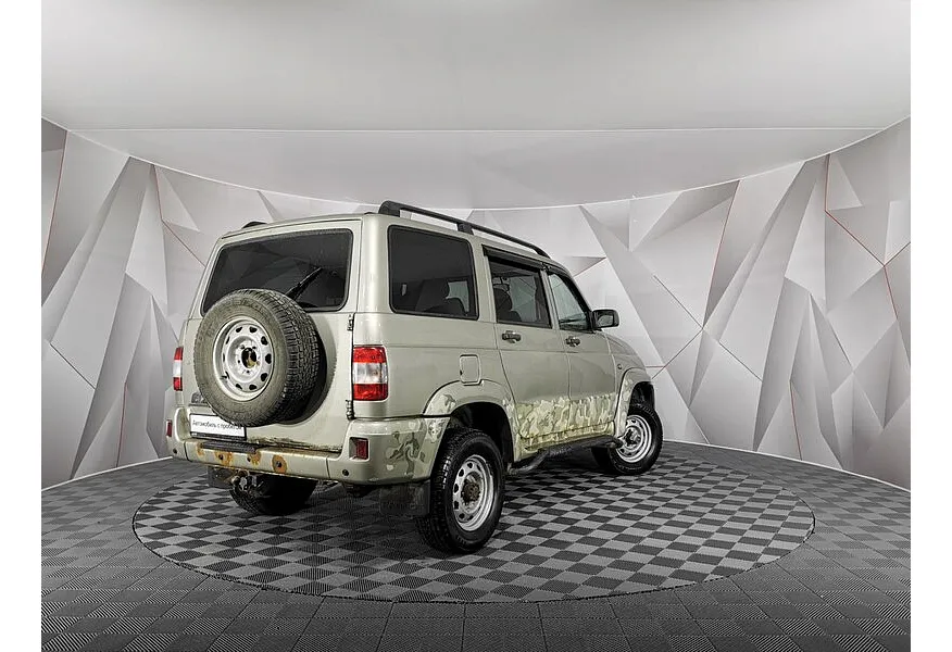 УАЗ Patriot 2.7 MT 4WD (128 л.с.) Желтый в АВИЛОН. Слайд №2