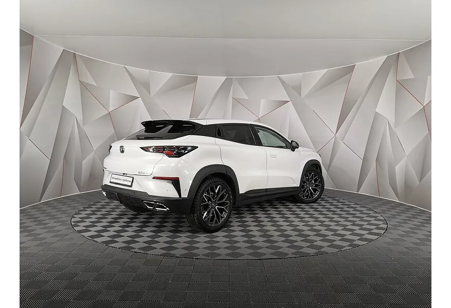 Changan UNI-T 1.5T 7DCT (181 л.с.) Tech Белый в АВИЛОН. Слайд №2