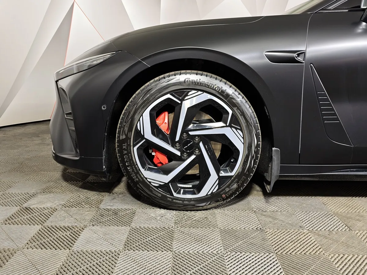 EXEED Exlantix ES 1.5 DHT 4WD (469 л.с.) GG Черный в АВИЛОН. Слайд №9