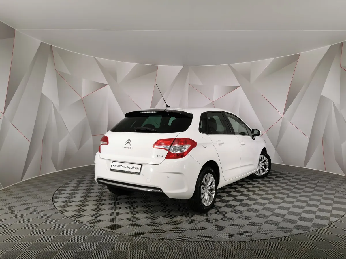 Citroen C4 1.6 VTi AT (120 л.с.) Белый в АВИЛОН. Слайд №2
