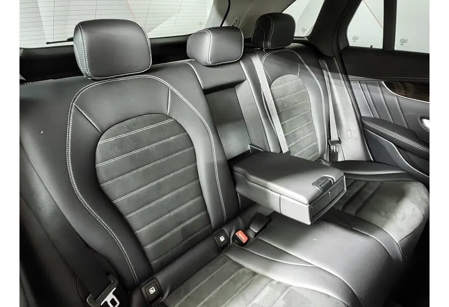 Mercedes-Benz GLC 350e 7G-TRONIC PLUS 4MATIC (211 л.с.) Особая серия Черный в АВИЛОН. Слайд №16